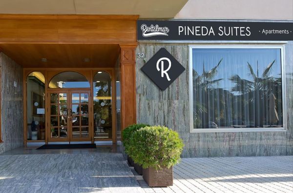 Recepción Pineda Suites