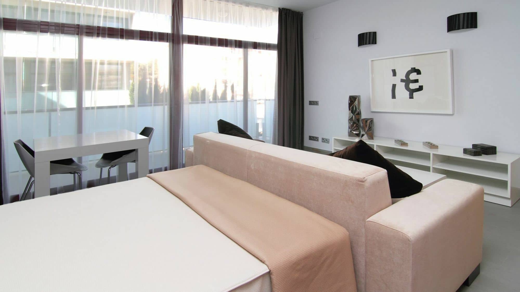 Apolo Suites | Rentalmar