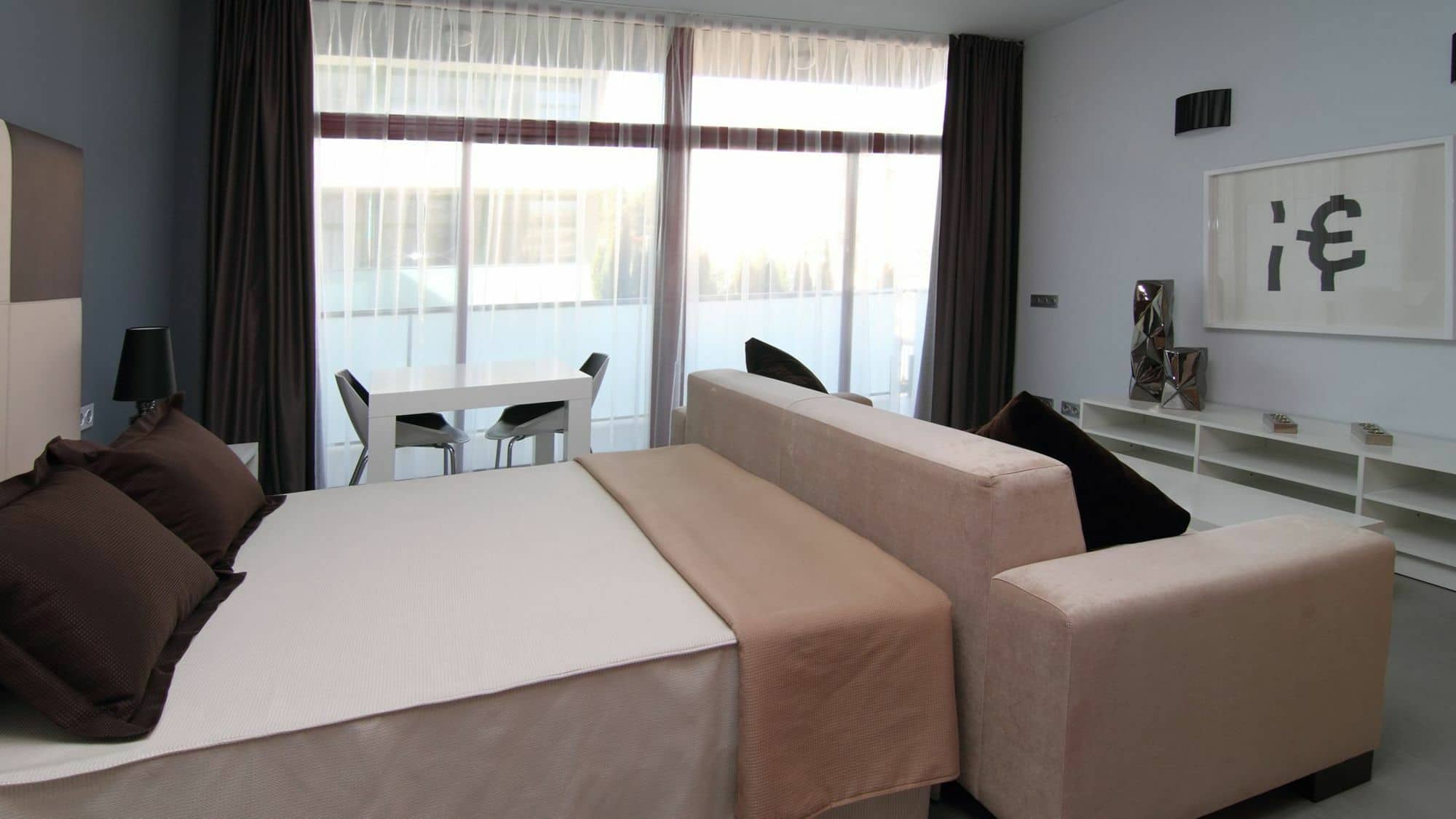 Apolo Suites | Rentalmar