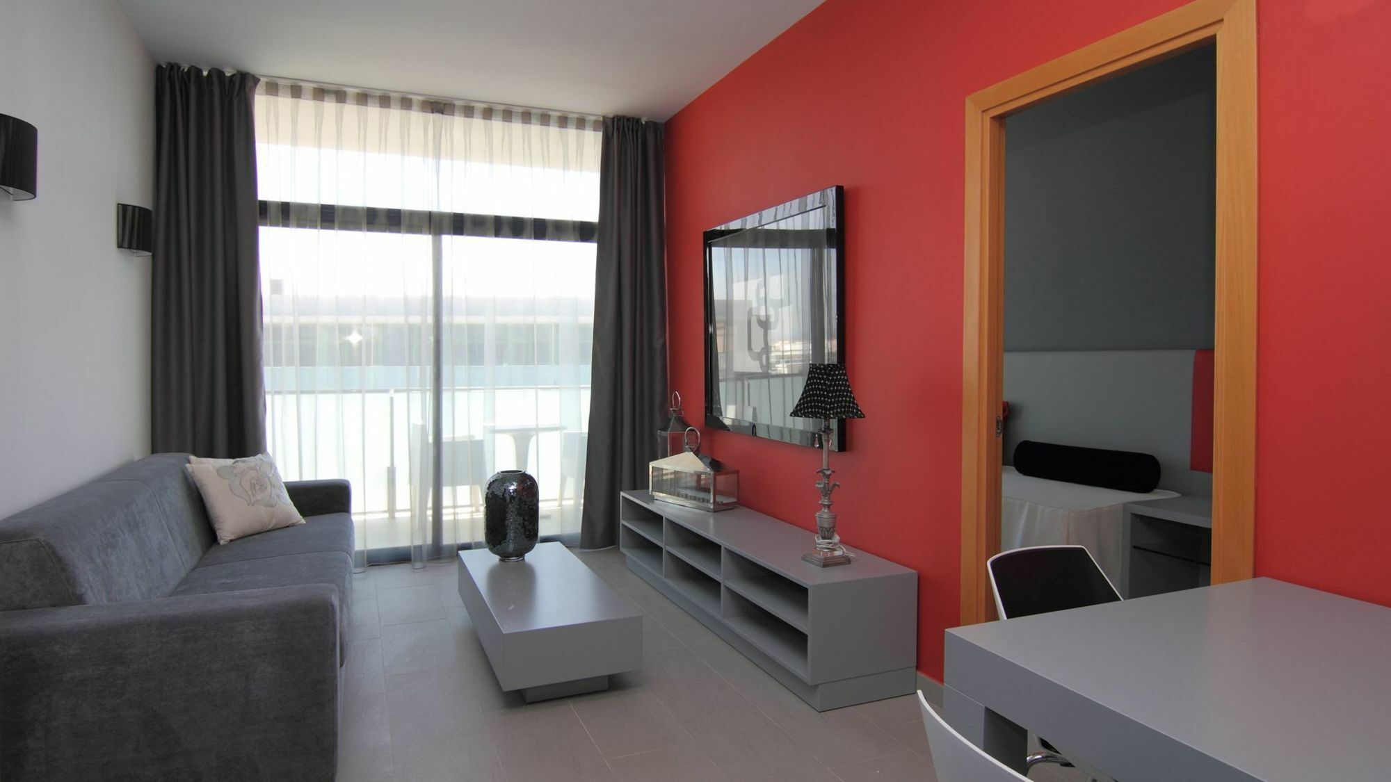 Apolo Suites | Rentalmar